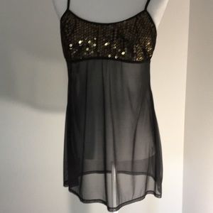 ❤️Victoria’s Secret Sheer Babydoll negligee with Gold sequins.